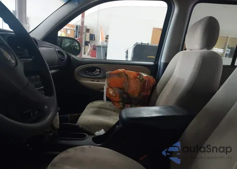 2005 Chevrolet Trailblazer Ls из США, поврежденный, VIN 1GNDS13S352172122